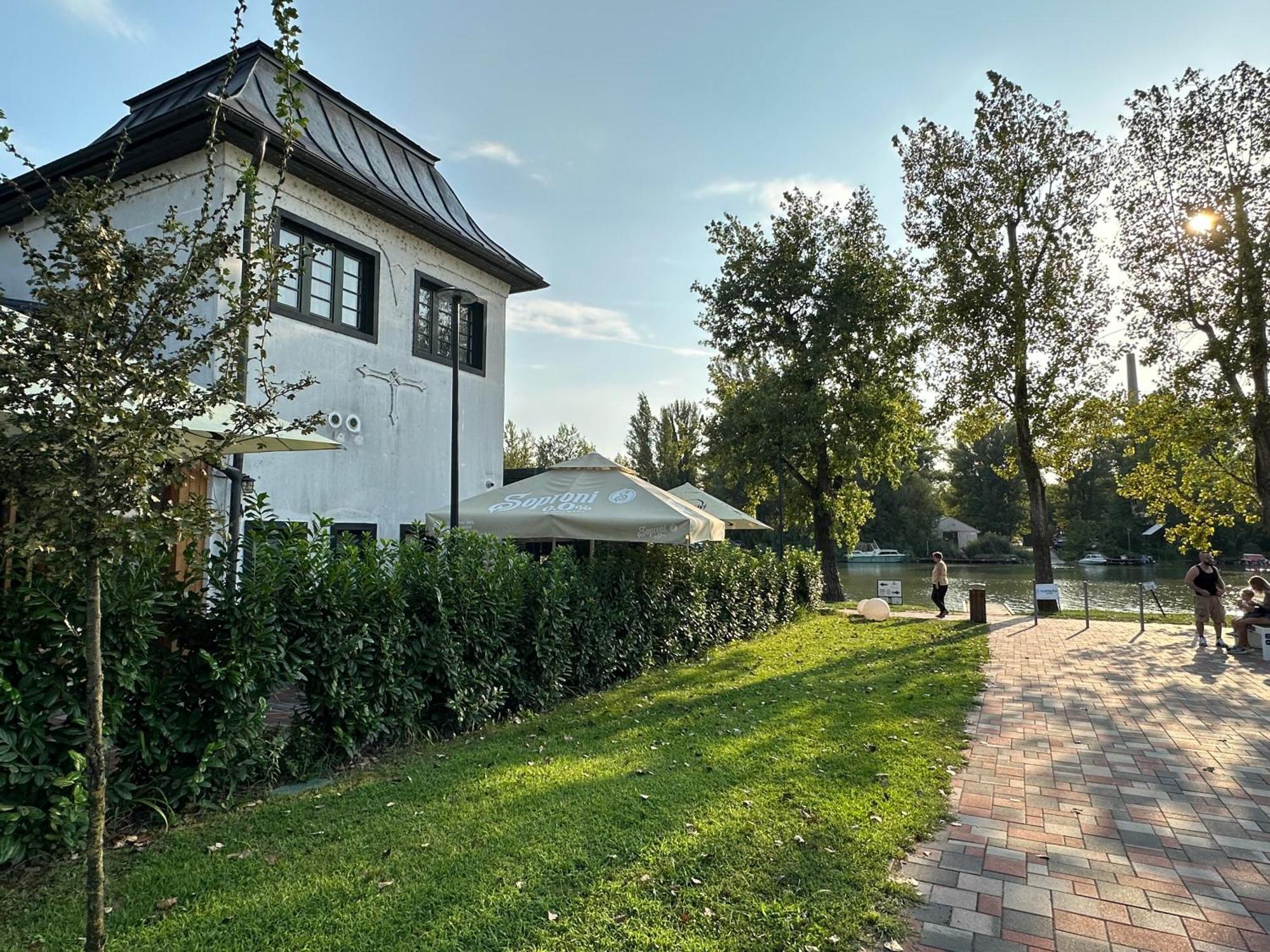 City Park Apartman Budapest Bagian luar foto